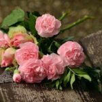 How to Make Artificial Flower Arrangements for Graves