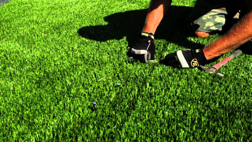 What steps are involved for advanced artificial turf repairs